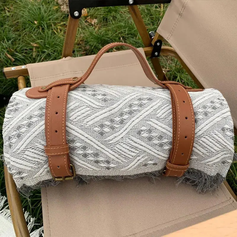 Ultimate Outdoor Comfort: Picnic Blanket Ground Mat